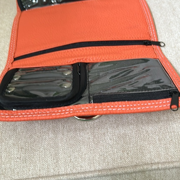 Travel jewelry keeper - Picture 4 of 6